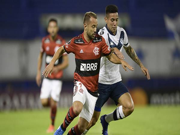 Soi kèo bóng đá giữa Flamengo vs Velez Sarsfield, 7h30 ngày 8/9