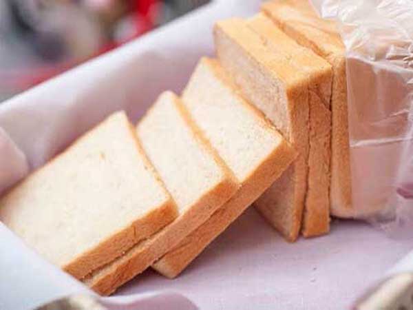 1 lát bánh mì sandwich bao nhiêu calo?