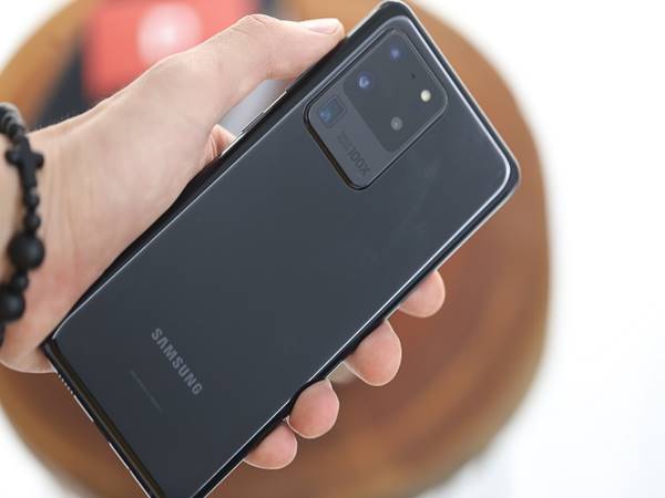 Đánh giá Samsung S20 Ultra: Có nên mua ở thời điểm hiện tại?