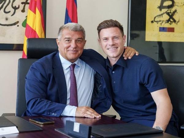 Tin Barca 26/8: Barcelona gia hạn thành công với Ter Stegen