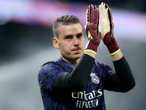 Tin bóng đá MU 6/3: MU để mắt tới thủ thành Andriy Lunin