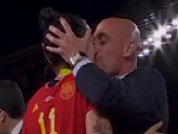 Phán quyết cuối cùng: Rubiales thua kiện hoàn toàn