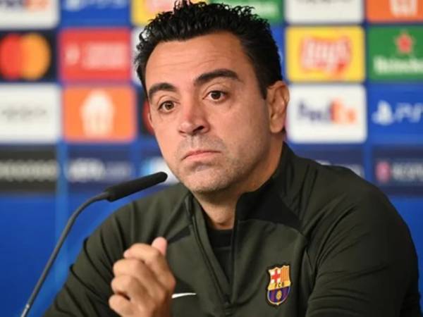 Tin Man Utd: Xavi Hernandez sẵn sàng dẫn dắt quỷ đỏ
