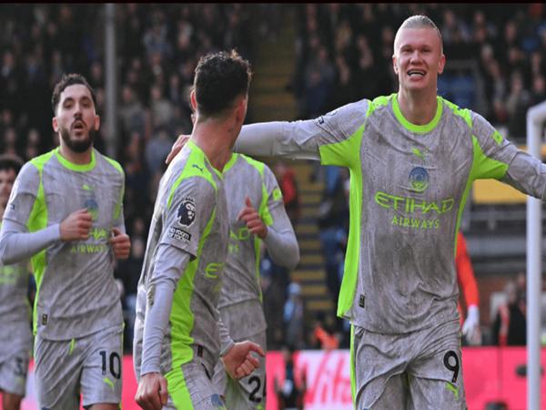 Tin bóng đá Anh: Man City xoay tua đội ngũ