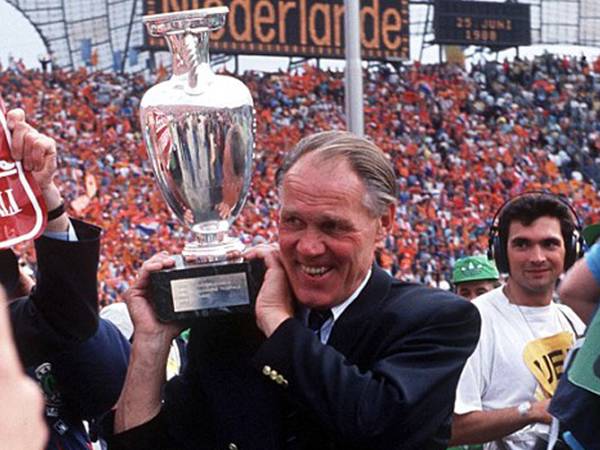 Những huấn luyện viên Hà Lan là bậc thầy chiến thuật