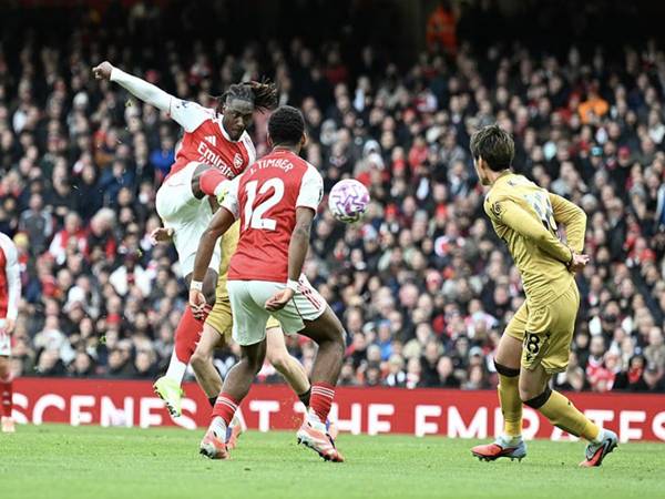 Tin Arsenal: Eze bị thay ra chỉ vì lý do chiến thuật