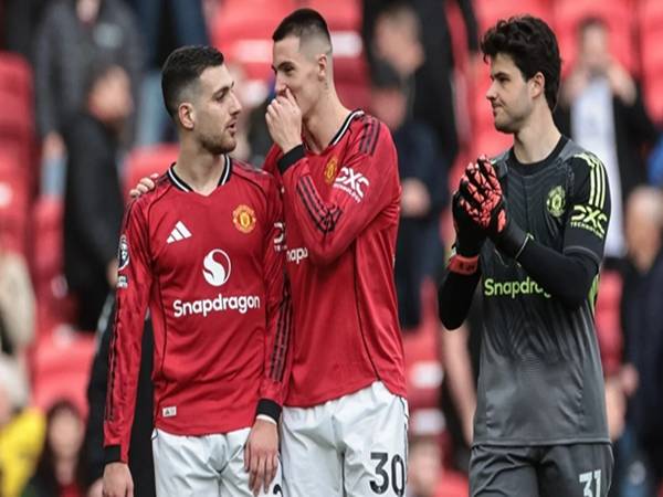 Tin MU: Tình bạn gắn kết giữa Diogo Dalot và Fred